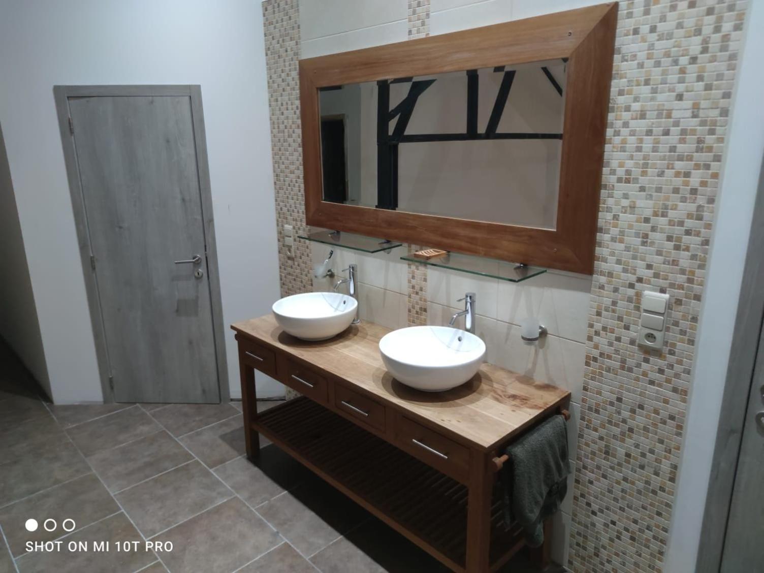 שרלרואה Belle Villa De Luxe Avec 8 Chambres חדר תמונה