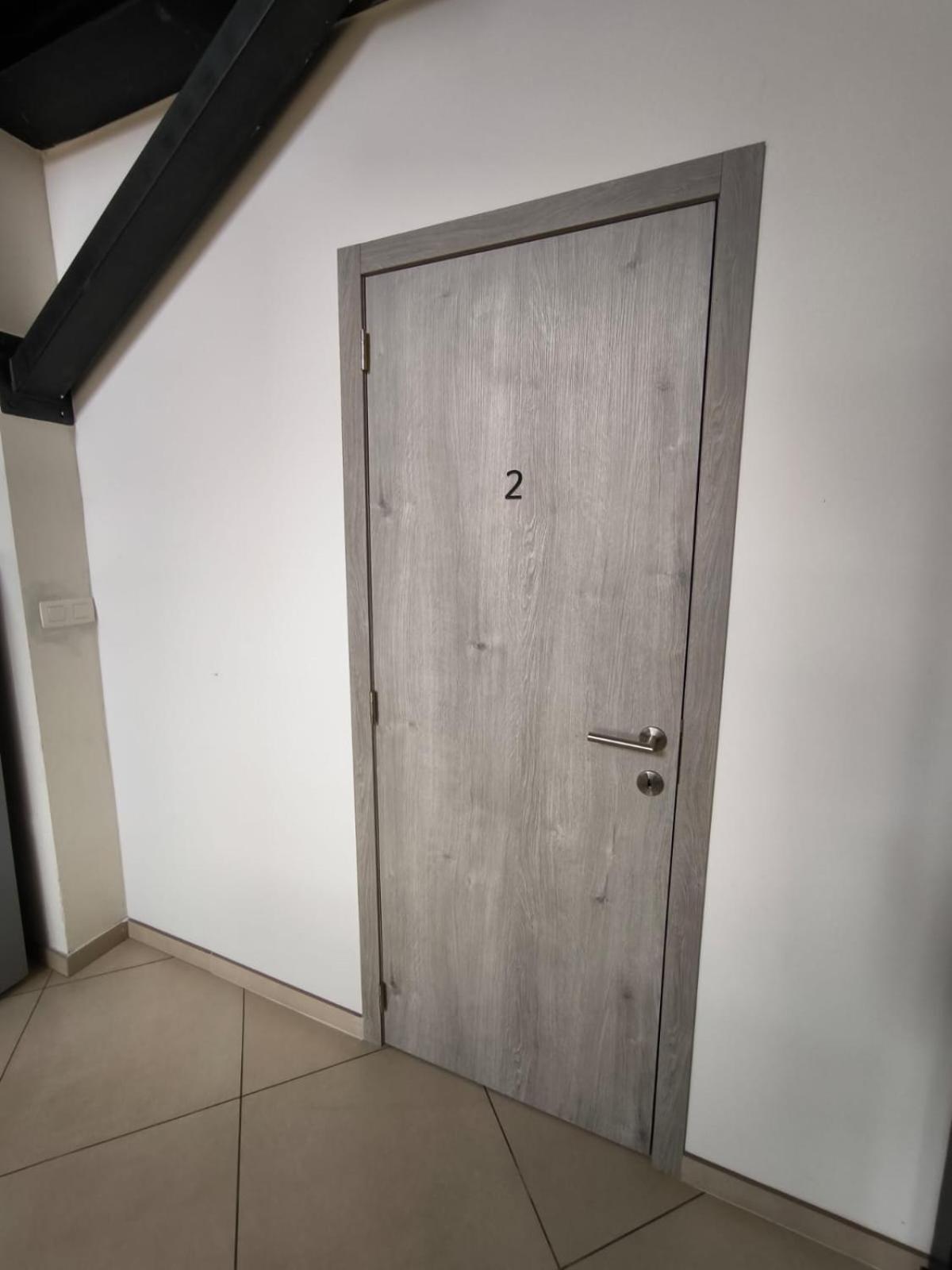 שרלרואה Belle Villa De Luxe Avec 8 Chambres מראה חיצוני תמונה